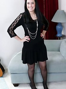 Dressed to undressed from OlderWomanFun