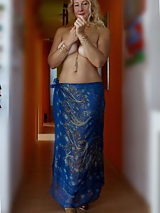 Old girlfriend is fingering her vagina