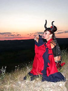 Hottest older tarts take off hot bra