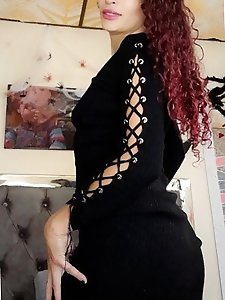 Long-legged aged granny gets her pussy fucked