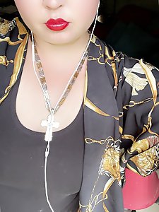 Mature milfs and gilfs from OlderWomanFun