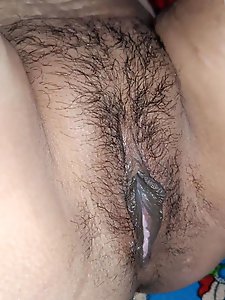 Sonalis sister revealing her anus