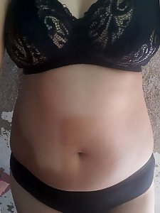 Indian wife poses in new lingerie photos